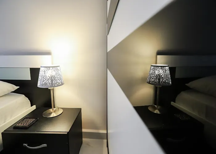 Erythrina #colony_deluxe_suite سالونيك